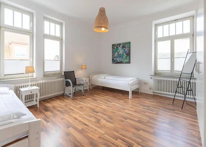 Neustadt-husum 아파트 *